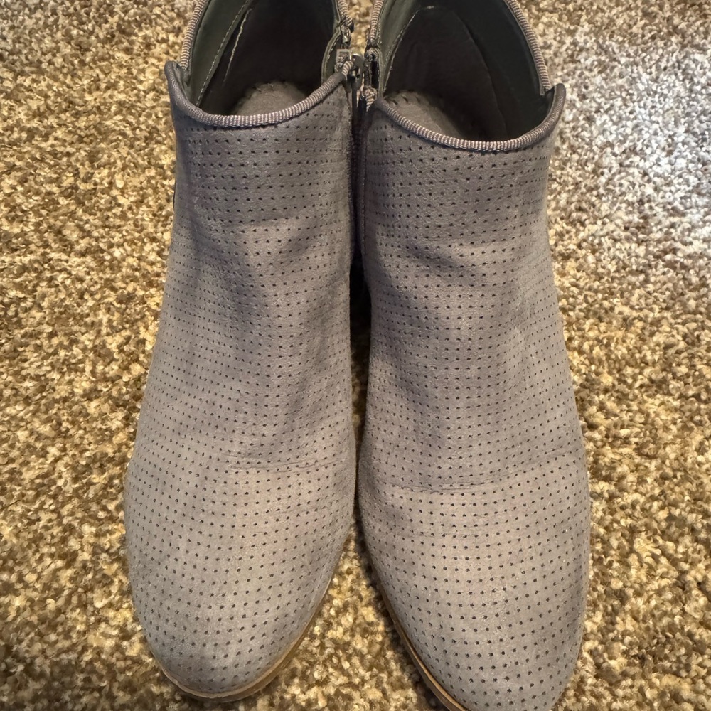 Falls Creek Light Gray Perforated Ankle Boots